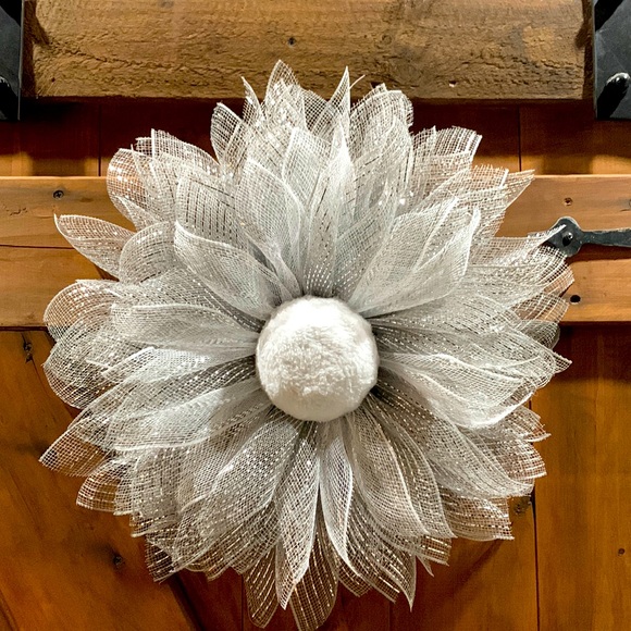 Other - This snowy, wintery looking flower wreath is around 16”.